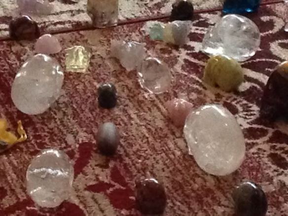 KRISTALLEN SCHEDELS, stenen schedeltjes, Synergy, deva's in kristal